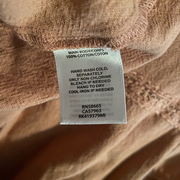 Abound Cropped Peasant Top - Picture 7 of 7